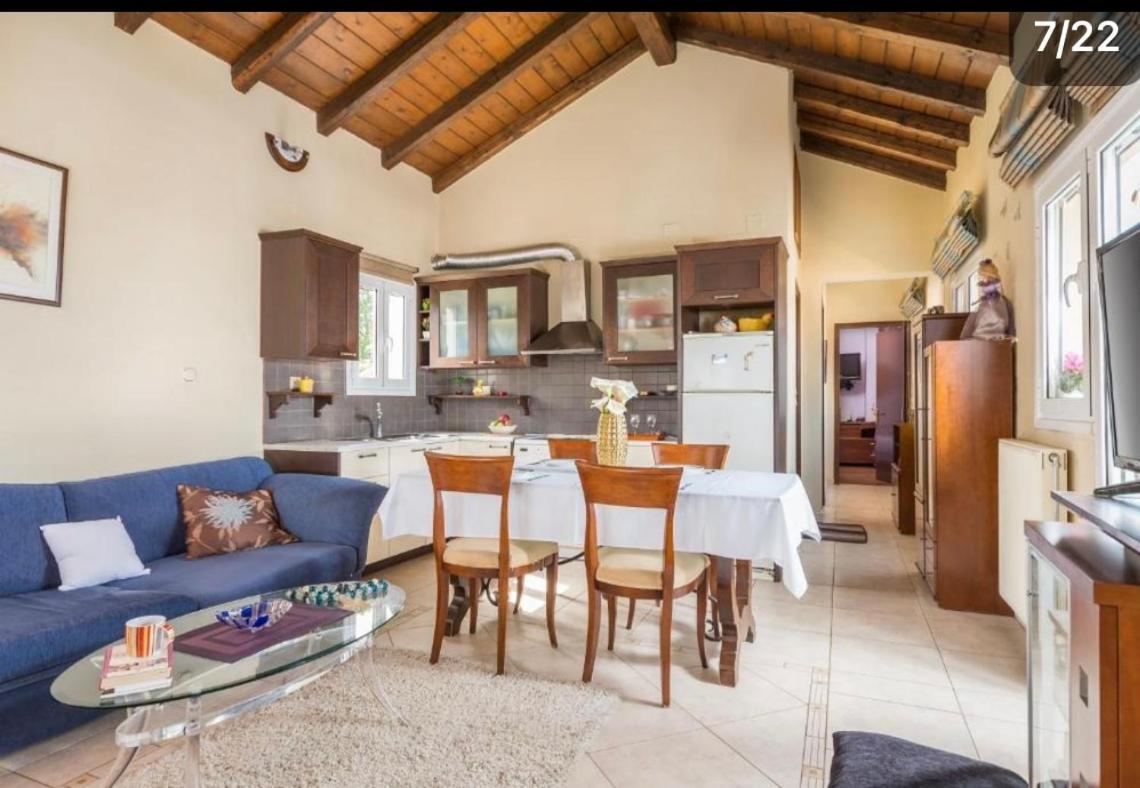 Makis Sea-View Apartment-Corfu Port Mantouki Екстер'єр фото